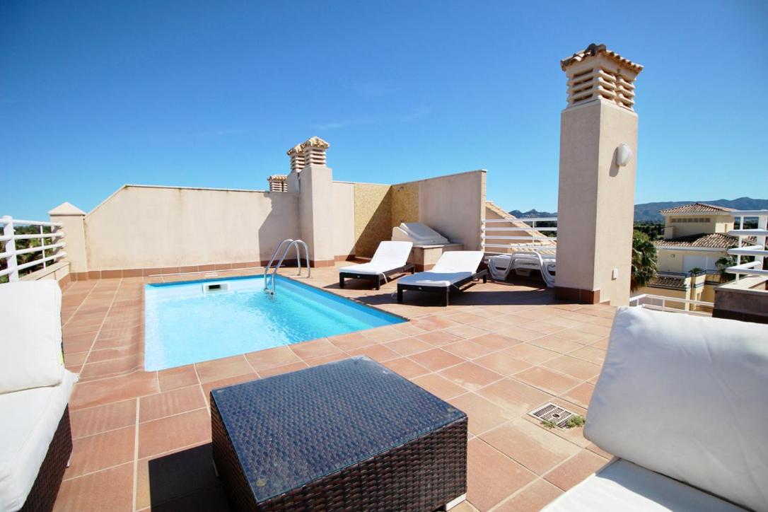 Appartamento Ático espectacular con piscina privada en primera línea de playa Dénia Esterno foto