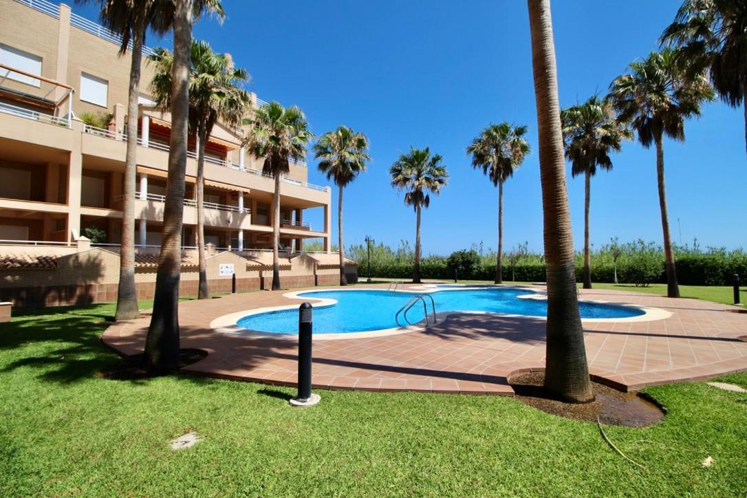 Appartamento Ático espectacular con piscina privada en primera línea de playa Dénia Esterno foto
