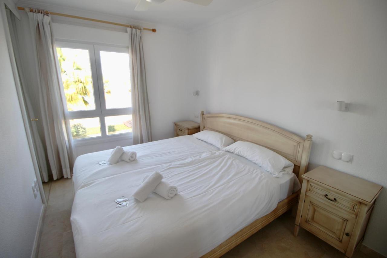Appartamento Ático espectacular con piscina privada en primera línea de playa Dénia Esterno foto