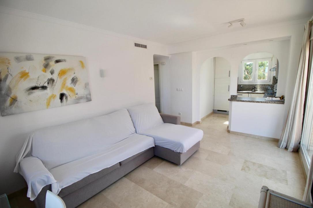 Appartamento Ático espectacular con piscina privada en primera línea de playa Dénia Esterno foto