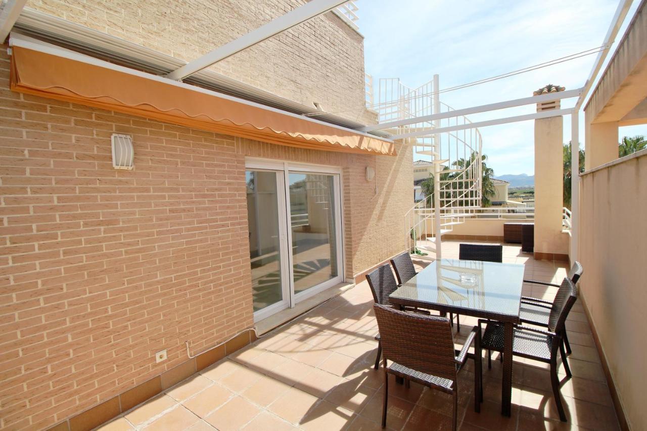 Appartamento Ático espectacular con piscina privada en primera línea de playa Dénia Esterno foto