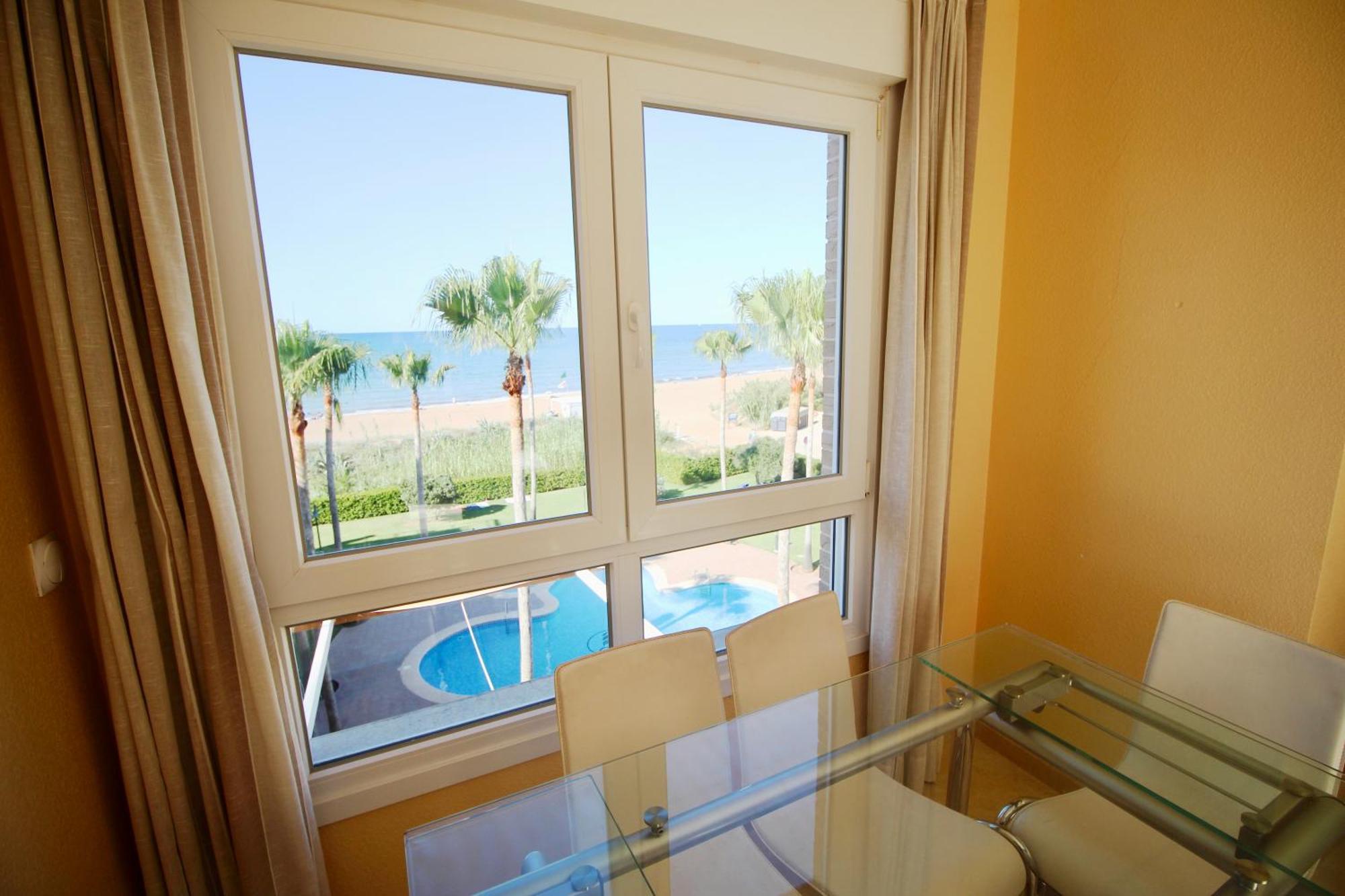 Appartamento Ático espectacular con piscina privada en primera línea de playa Dénia Camera foto
