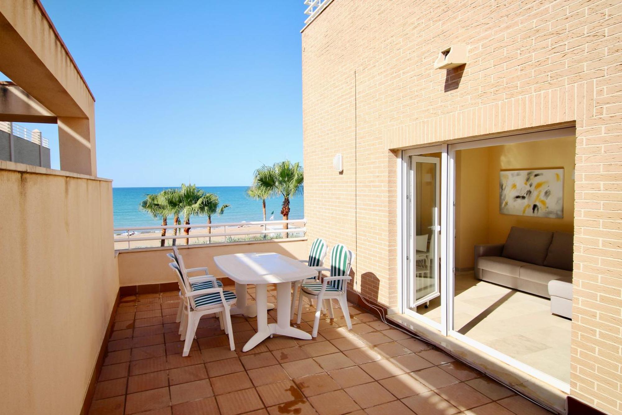 Appartamento Ático espectacular con piscina privada en primera línea de playa Dénia Camera foto
