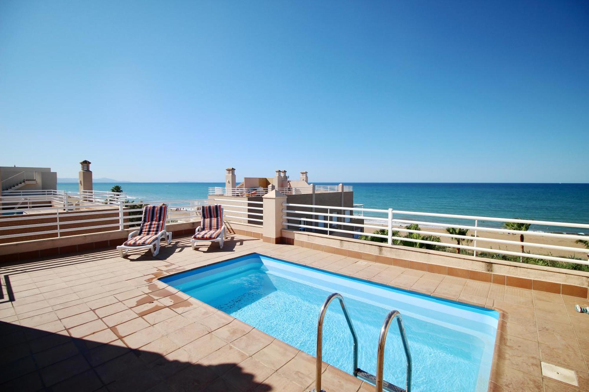 Appartamento Ático espectacular con piscina privada en primera línea de playa Dénia Camera foto