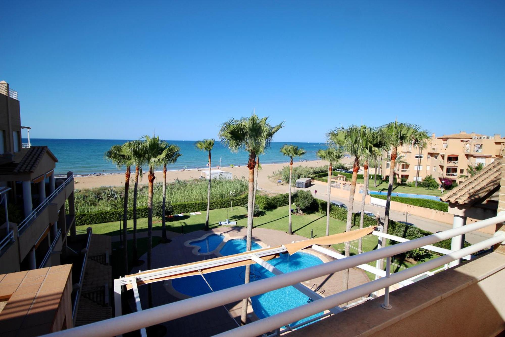 Appartamento Ático espectacular con piscina privada en primera línea de playa Dénia Camera foto
